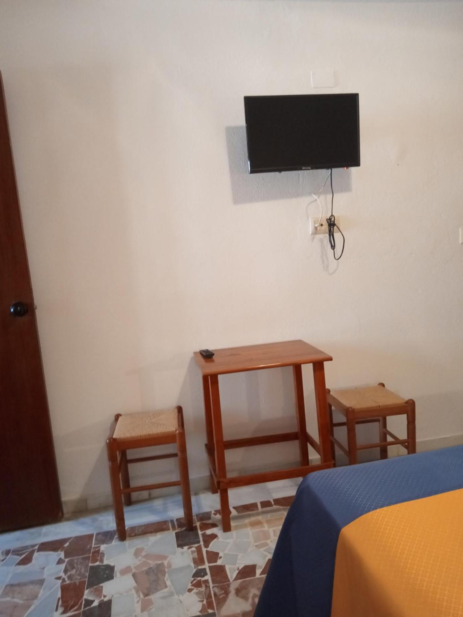 La Tortuga Lodging Rooms Tarifa Eksteriør bilde